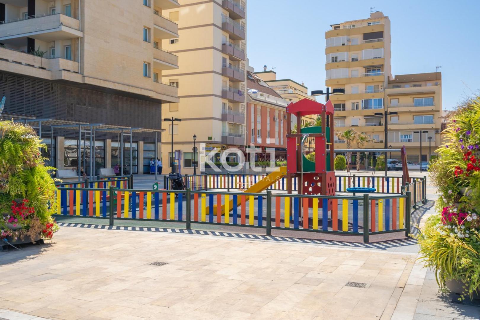 Koti Rentals - Casita Rosario Pino Rooftop Y Bbq Fuengirola Exteriör bild
